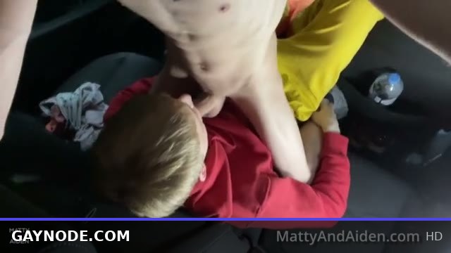 Teenage Twinks Matty and Aiden Blow Each Other in a Hot Outdoor Car Session