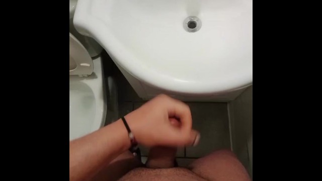Morning Jerking Session with Hot Twink Performer