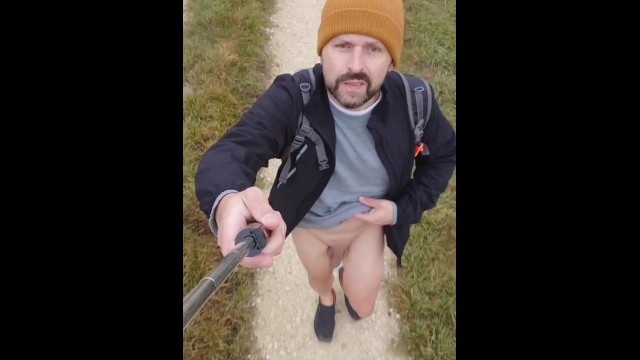 November Hiking in Minimal Gear, Almost Caught in the Act
