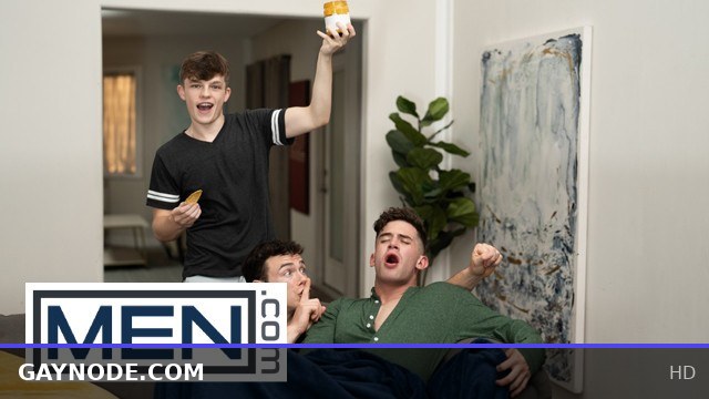Clark Reid and Trevor Brook Get Down in Nacho Sleaze Men Scene